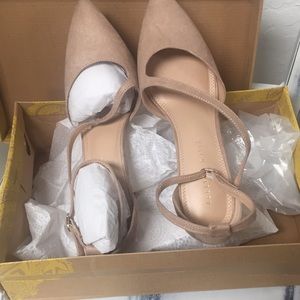 Kelly & Katie women’s pump shoes